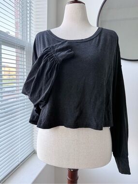 Free People Sandy Cropped Long-Sleeve Top in Washed Black